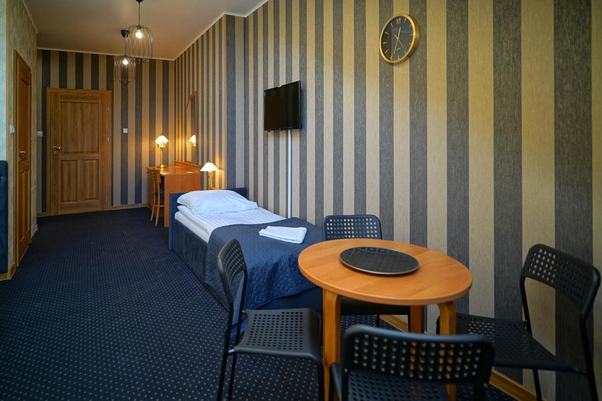 Apartments Alkantara Chrzanów Eksteriør billede